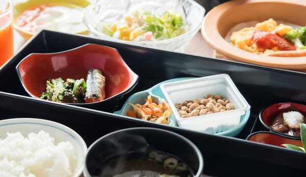 *朝食（和定食）