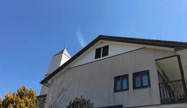 *昭和校舎（宿泊棟）/ご宿泊はこちらにて。南アルプスの自然に囲まれて、ごゆっくりお寛ぎ下さい。