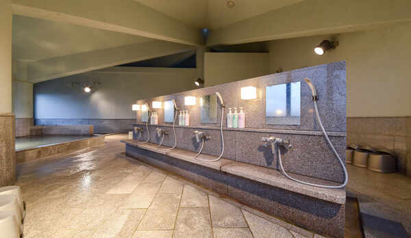 *【大浴場】広い大浴場で、１日の疲れをしっかり癒して下さい。