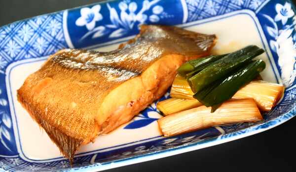 夕食（魚の煮つけ）◆ごはんに良く合います