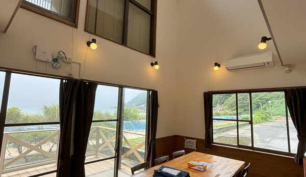 コテージ_リビング_2