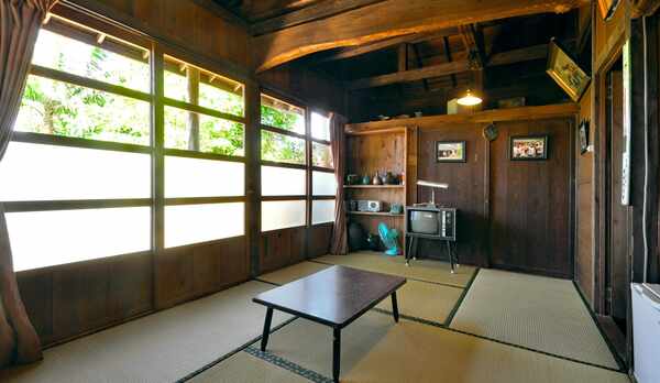 【客室　古民家タイプ】昔懐かしの古民家タイプの客室になります