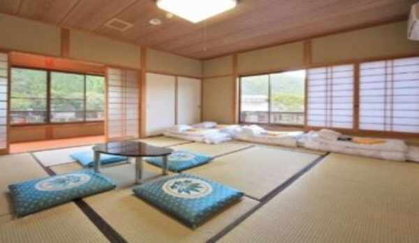 *【客室一例】おまかせ和室（8〜10畳）※個室トイレ・洗面付