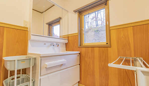 #明るく清潔感のある脱衣所