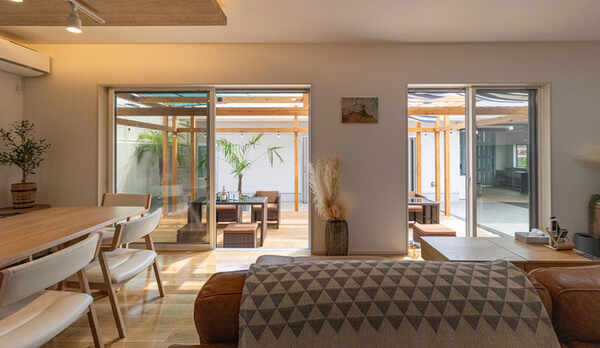 レジデンス棟-SUNSET-のリビング・ダイニング