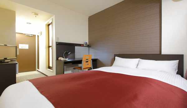 スーペリアセミダブル【13㎡/ベッド幅120cm】