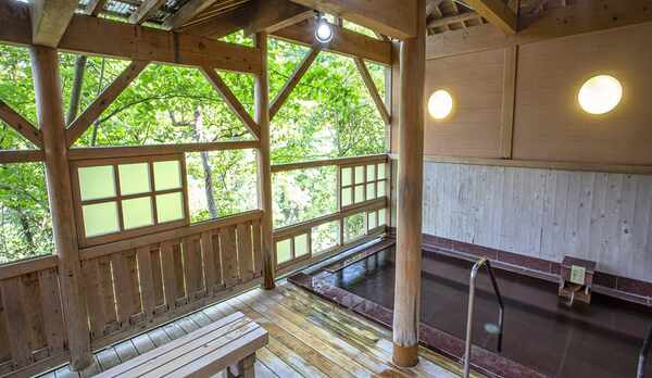 露天風呂（石風呂）