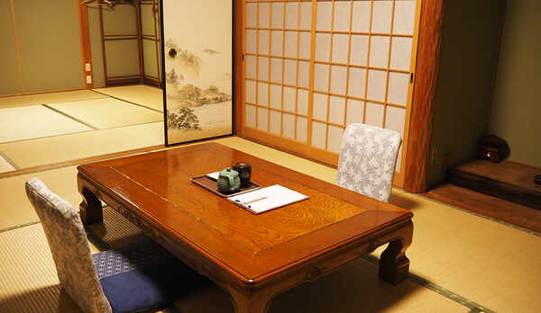 おまかせ客室　二間続き