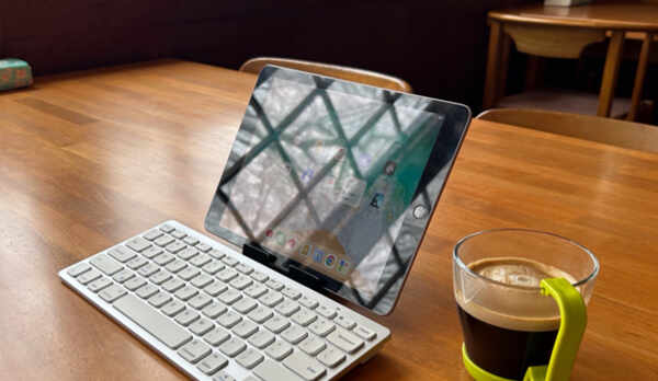 ダイニングでテレワークも