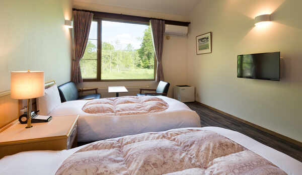 全客室ツインルーム＋ロフト（3名以上はロフト部分に布団を敷いて対応いたします）