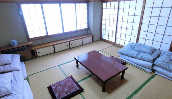 ファミリールーム（布団あり）