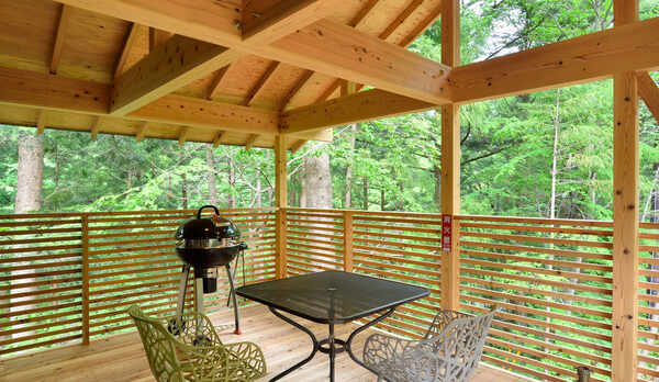 客室「Safari Black」　テラス