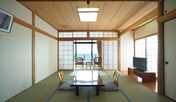 和室10畳 バス、洗浄トイレ付部屋一例（海側　禁煙室）