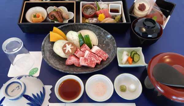 国産和牛ステーキ（Ａ４ランク以上）付会席