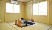 *お部屋一例*真新しい畳の和室でごゆっくりとお寛ぎください。