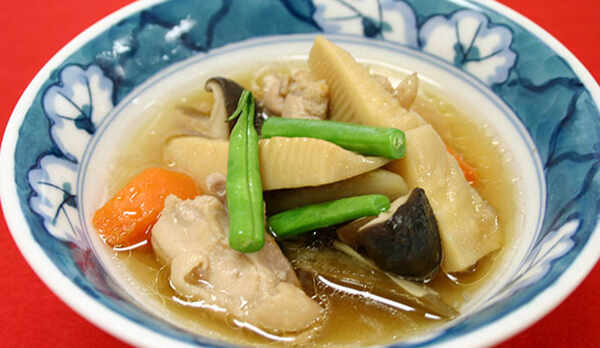 ・夕食(一例)／日替わりメニューなので長期滞在でも毎日飽きません