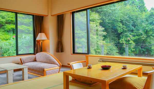 見晴らしの良い広々とした客室