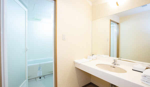 【DXツインルーム】洗面バスルーム付となっております。