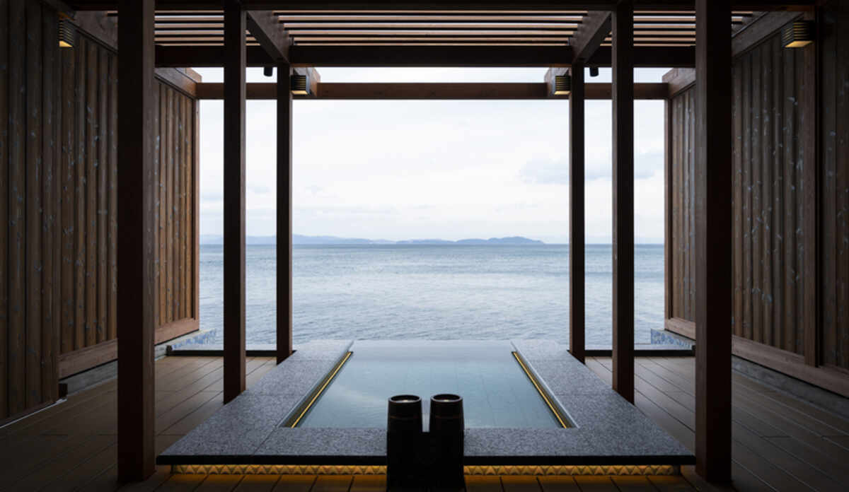 洲本温泉のホテル・旅館 料金比較・宿泊予約 - 12社から最安値 洲本温泉のホテル・旅館 料金比較・宿泊予約 - 12社から最安値