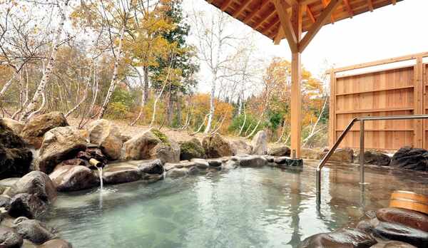 【露天風呂】白樺の湯