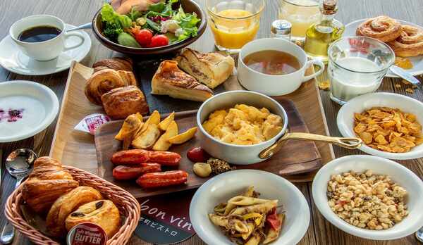 朝食ビュッフェ一例