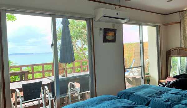 海の見えるシングルベッド