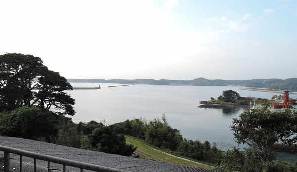 *眺望の良い客室（1号室）：窓からはオーシャンビュー♪