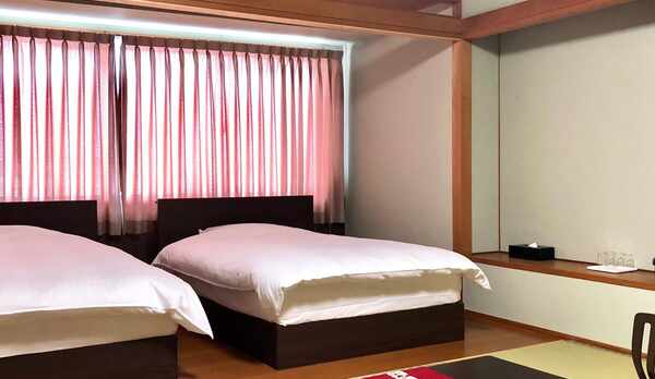 和モダンルーム禁煙（ツインベッドと８畳）楽天