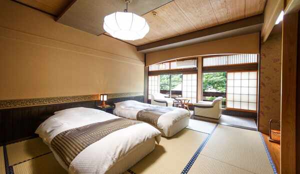 10畳和室トリプル（3名定員）ききょう -KIKYO-