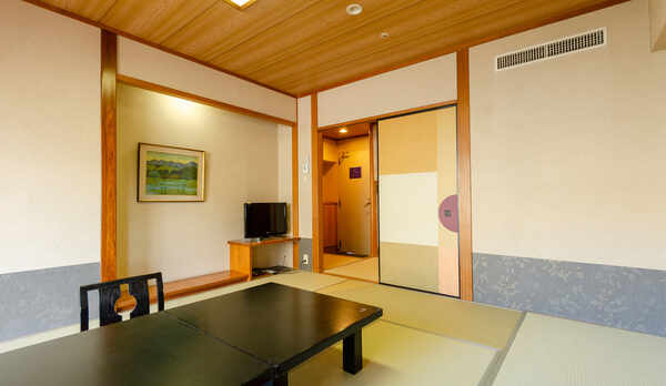 ◆セントラル・イースト館　和室8畳(E)（Wi-Fi可）