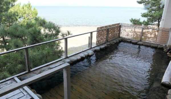 2階女性側大浴場の露天風呂