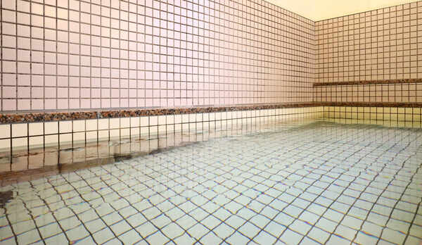 お風呂ご利用時間はPM18：00〜PM21：00となります