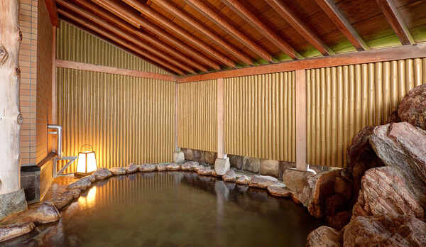 *【大浴場】当館自慢の天然ラジウム温泉。入浴後はカラダがポカポカ温まるとのお声も♪