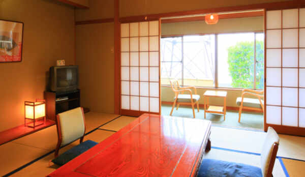 客室（源泉塔前）