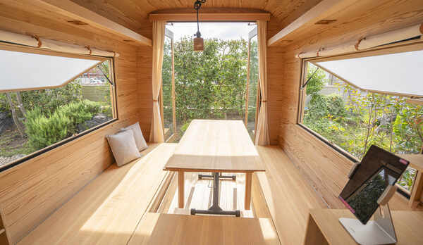 ・【トレーラー型宿坊】最大2名様までが泊まれるコンパクトなスペース