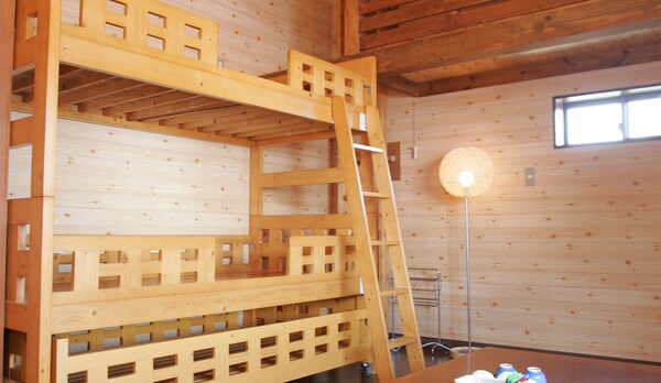 ロフト付のベットのお部屋。