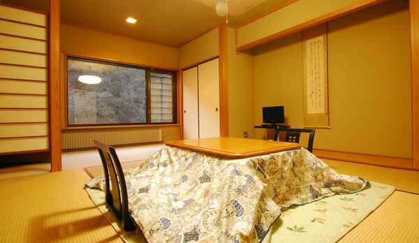 *新館和室（8畳）