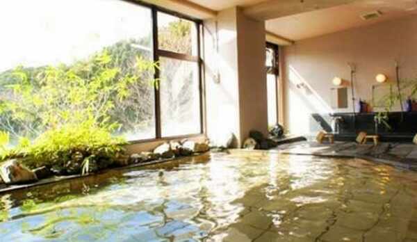 日本三名泉の榊原温泉の名湯（美人の湯）