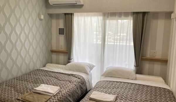 ・コンパクトで清潔感のあるオーシャンビューのツインルームです