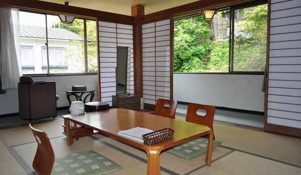 和室（トイレ付）　例１