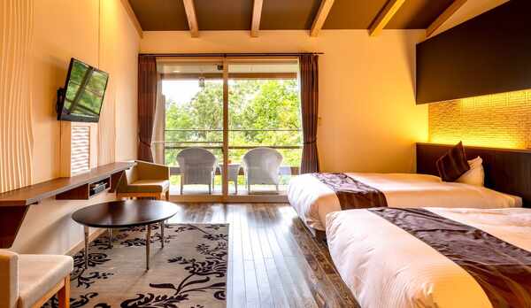 2名様限定/露天付特別室-オトナが寛ぐ上質の空間-【こごみ】の寝室。広々としたツインベッド