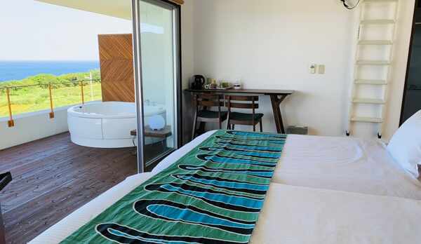 室内ツインベッド