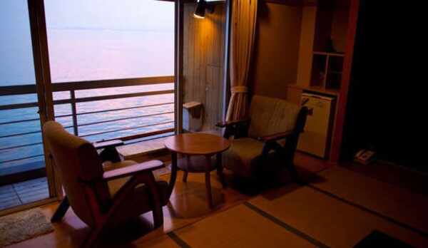 【最上階】海側足湯付客室（一例）