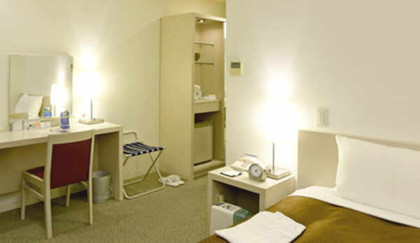 〜セミダブル〜　[ベッド幅140cm&times;縦210cm ]　♪洗い場のある広いお風呂