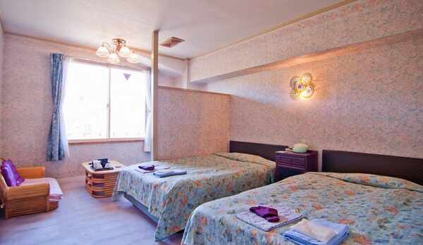 洋室ツイン・バストイレ付き