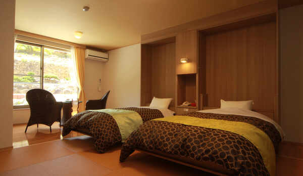 ◆【ラグジュアリーツイン】全室バストイレ付のツインは、お部屋毎にコーディネートされたくつろぎの空間