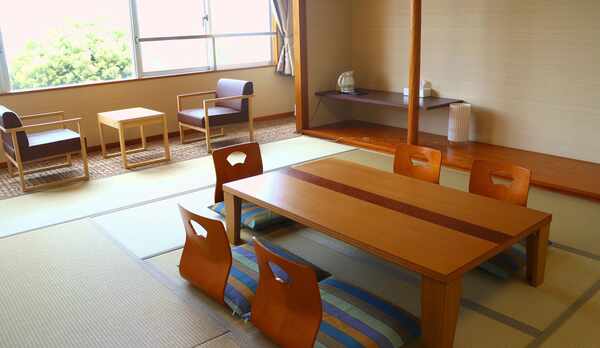和室１２畳 （禁煙室）