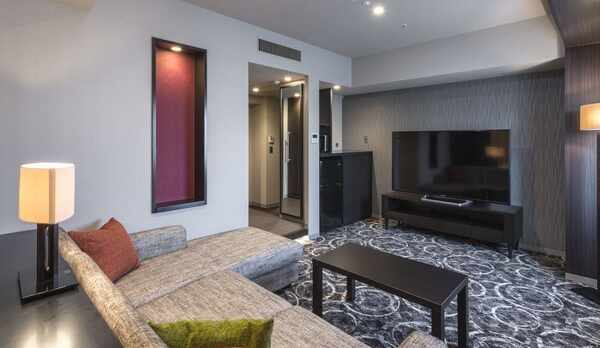 Suite（リビング）①