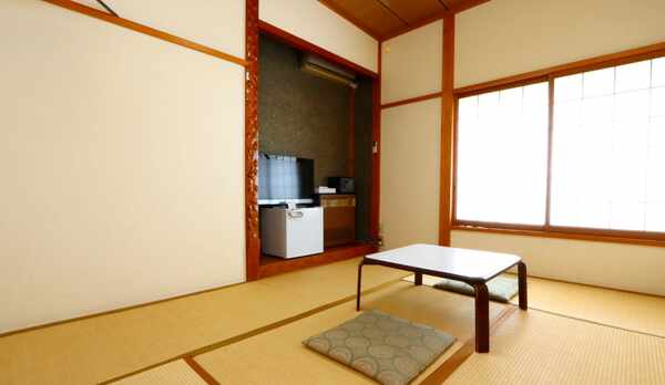 【本館和室】通常和室（バス・トイレなし）