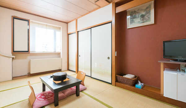 *【和室／7.5畳】最大3名様までご利用いただける、シンプルな和室のお部屋です。